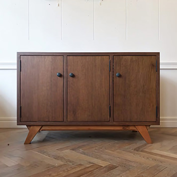 オーダーメイド事例：色、形状を指定したシェルフ